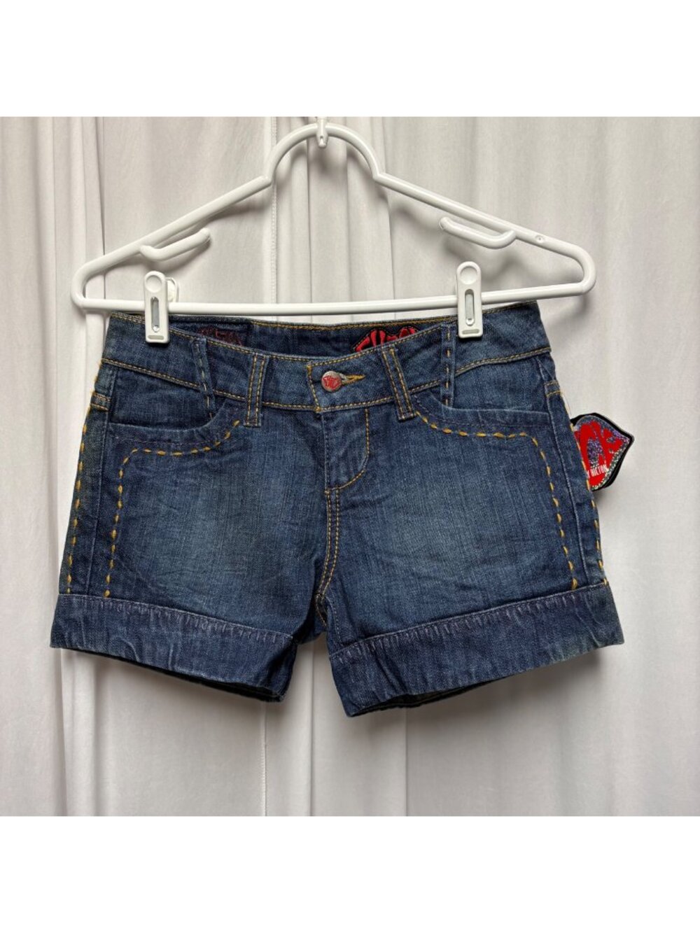 Chick By Nicky Hilton Denim Shorts Womens XS (24) Deep Sea Wash Y2K Skull NEW